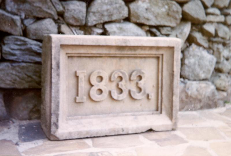 Baptist Chapel datestone.JPG - The Datestone from Long Preston Baptist Chapel 1833 - 1971 ( Owned by Mrs A Stoney, The Manse )